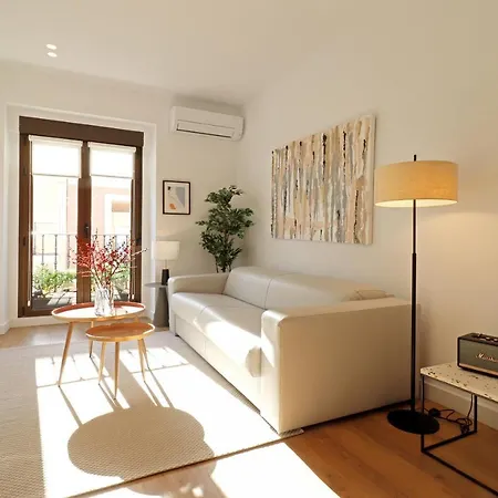 Reina Sofia Boutique II Apartment Madrid Exterior photo